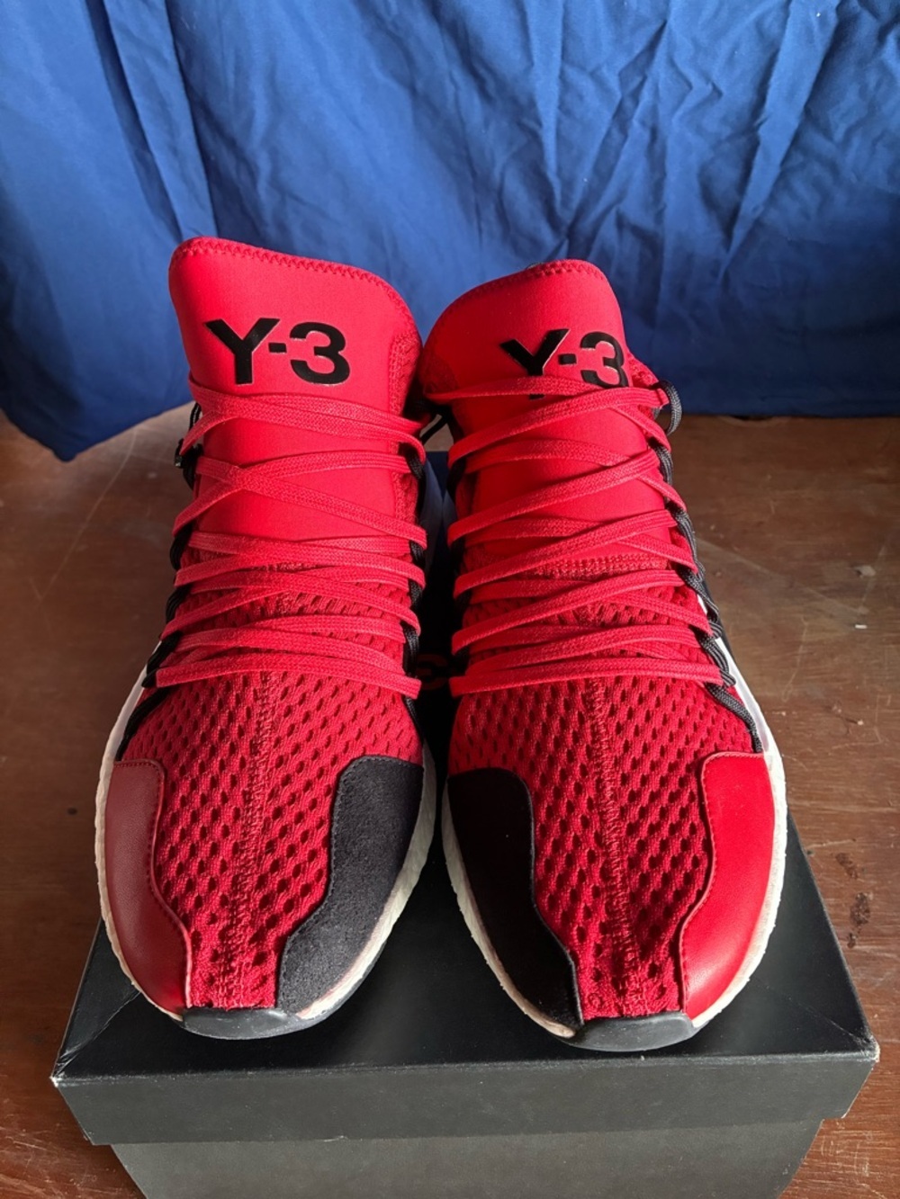 Y-3 Men's Red and Black Athletic Sneakers